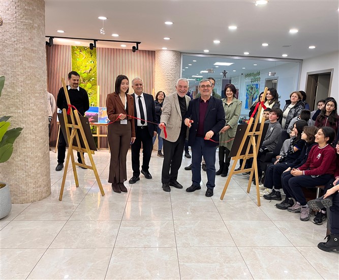 ARAMIZDAKİ RESSAMLAR