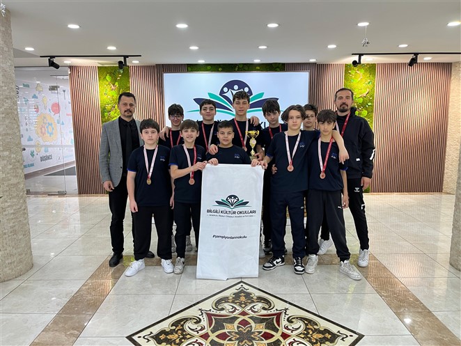 FUTSALDA İL DÖRDÜNCÜLÜĞÜ GURURU